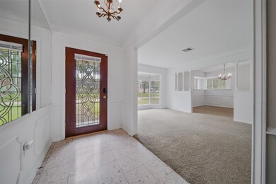 1060 Cheshire Ln, Houston, TX 77018 - photo 6