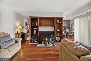 5917 Tamar Dr unit 5, Columbia, MD 21045 - photo 3