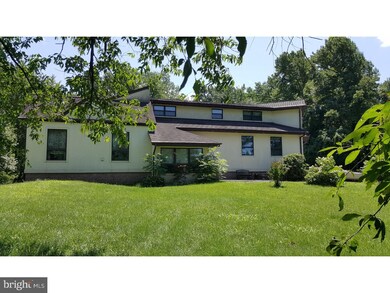 10 Circle Dr, Trenton, NJ 08691 - photo 3