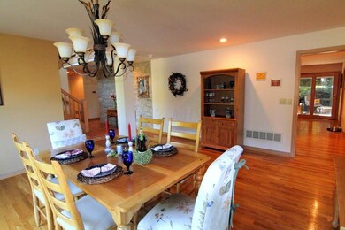 5-Dining Rm