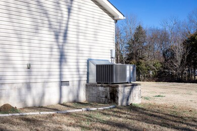 103 Tanner Cir, Shelbyville, TN 37160 - photo 4