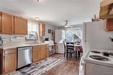 21 Porter Ave, North Tonawanda, NY 14120 - photo 4