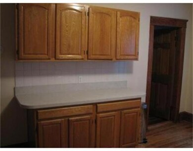 143 Pilgrim Ave, Worcester, MA 01604 - photo 3