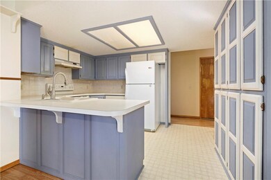 18 Brentwood Dr, Bella Vista, AR 72715 - photo 6