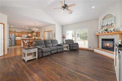 60 Oniell Cir, Bella Vista, AR 72715 - photo 2