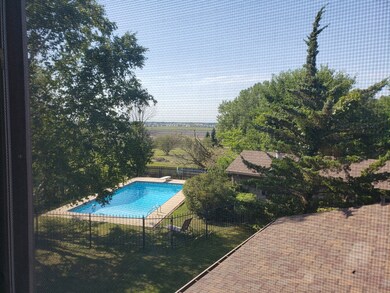 49 Eagle View Ln unit 1, Oswego, IL 60543 - photo 2