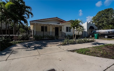 426 SW 26th Rd, Miami, FL 33129 - photo 2