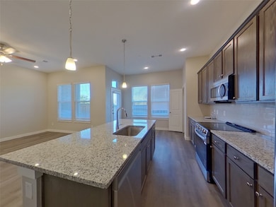 5476 Sandstone Dr, Garland, TX 75043 - photo 5