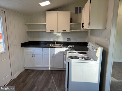 356 Keneagy Hill Rd unit 25, Ronks, PA 17572 - photo 6