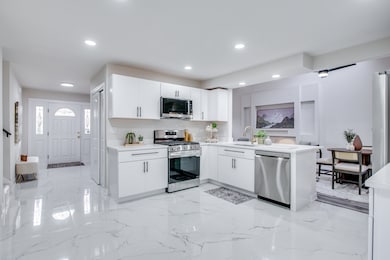 2909 Vimy Ridge Dr, Joliet, IL 60435 - photo 6