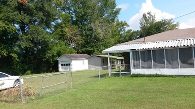 3265 Mcevoy Dr, Macon, GA 31206 - photo 3