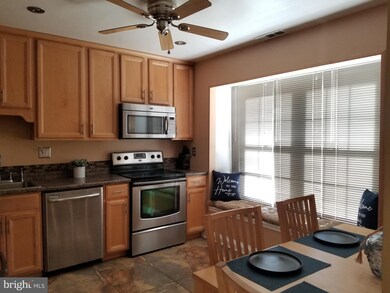 1441 Chatham Ct, Crofton, MD 21114 - photo 5