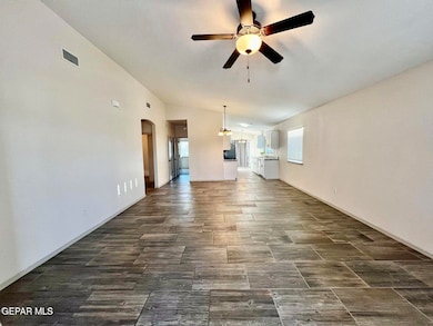 10148 Red Valley St, El Paso, TX 79927 - photo 3