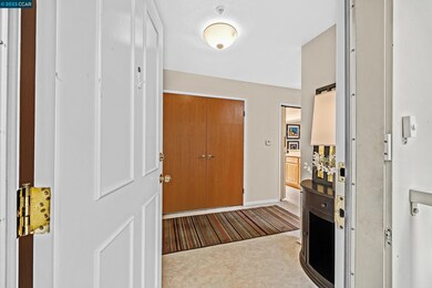 1185 Singingwood Ct unit 1, Walnut Creek, CA 94595 - photo 6