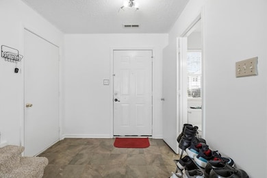 5217 Heathglen Cir, Virginia Beach, VA 23456 - photo 2