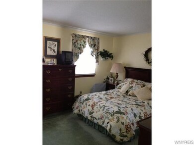 1065 Remington Dr, North Tonawanda, NY 14120 - photo 6