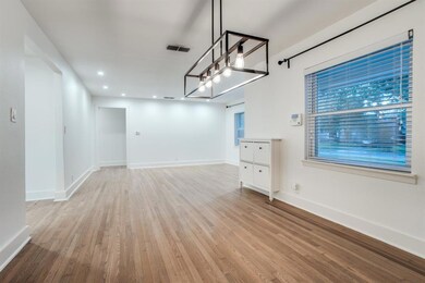 6915 Clemson Dr, Dallas, TX 75214 - photo 4