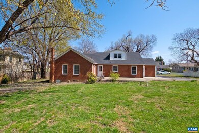 2120 Chase Ave, Waynesboro, VA 22980 - photo 6