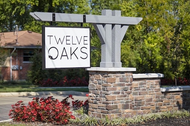 Twelve Oaks - Gallery II Collection, Cincinnati, OH 45245 - photo 2