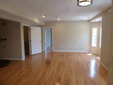 188 Highland St unit 2R, Worcester, MA 01609 - photo 7