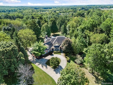 630 Sheldon Ct, Rochester, MI 48306 - photo 4