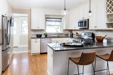 11 Howitt Rd, West Roxbury, MA 02132 - photo 7