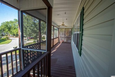 Fully Screened in porch