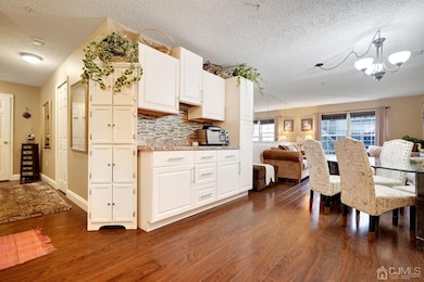 46 Prestwick Way, Edison, NJ 08820 - photo 5