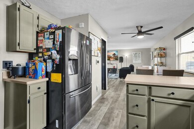 976 Lavender Ln, Columbus, OH 43207 - photo 7