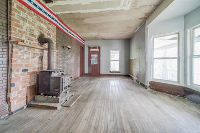 131 W 2nd St, Newburg, MO 65550 - photo 7