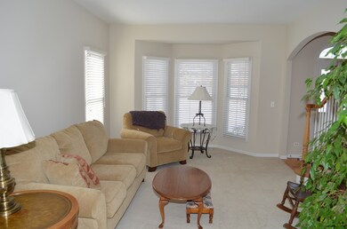 612 Spruce Ct, Oswego, IL 60543 - photo 6