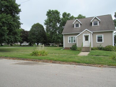 Front of home with added lot to north
