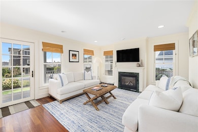 44 Tuckerman Ave, Middletown, RI 02842 - photo 3