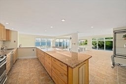 25 Oceanside Dr, Hull, MA 02045 - photo 5