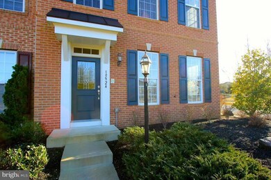 15924 Mackenzie Manor Dr, Haymarket, VA 20169 - photo 2