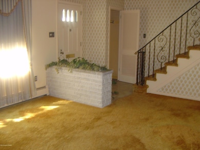 105 N Dawes Ave, Kingston, PA 18704 - photo 4