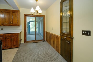 3989 3rd St-105
