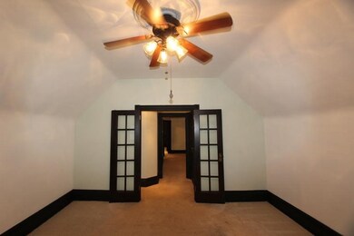 829 Maple Ave, Turtle Creek, PA 15145 - photo 5