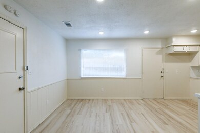 4407 75th Dr Unit B-27