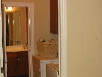 949 Ingleside Ave unit 3A, Columbus, OH 43215 - photo 6