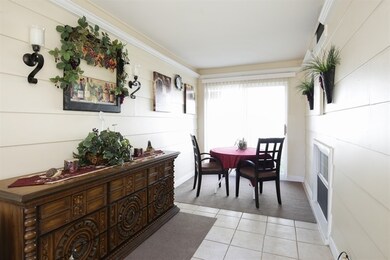 108 Ensenada Dr, Carpentersville, IL 60110 - photo 5