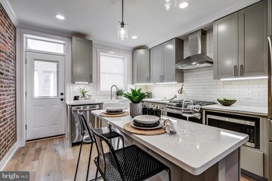 226 S Robinson St, Baltimore, MD 21224 - photo 2