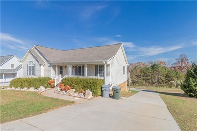2566 Peppertree Ridge Rd, Randleman, NC 27317 - photo 2