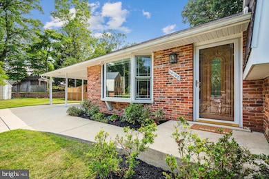 16102 Goodman Ct, Laurel, MD 20707 - photo 2