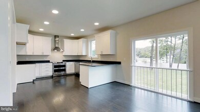 221 Carroll Rd, Pasadena, MD 21122 - photo 2