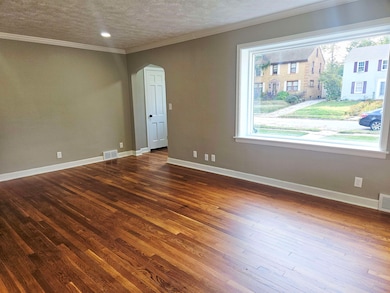 215 Robert Ave, Rockford, IL 61107 - photo 3