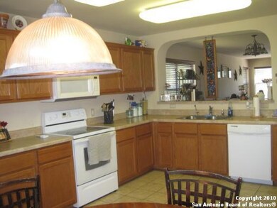 7850 Bur Oak Way, San Antonio, TX 78223 - photo 4