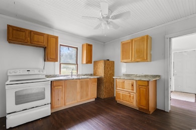 114 Henry McGill St, Marion, SC 29571 - photo 6