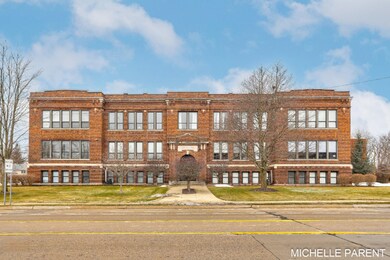 460 Broadway St South Haven-7