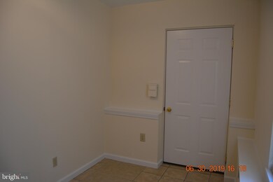 11906 Cleaver Dr, Bowie, MD 20721 - photo 3